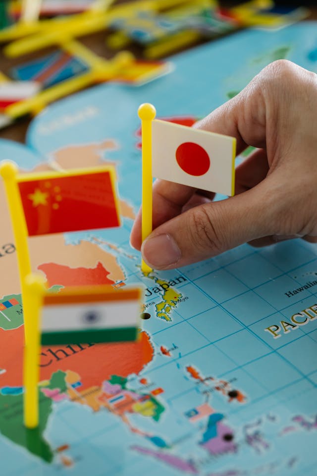 Global logistics network connecting to the UK